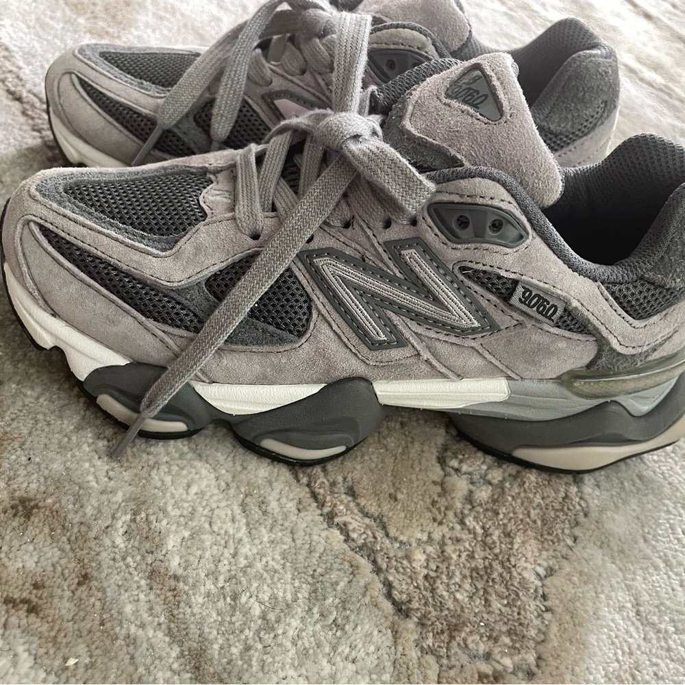 New Balance Gray Sneakers 9060